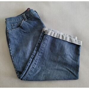 GLORIA VANDERBILT Amanda-Blue denim, Capri jeans -- Sz 12